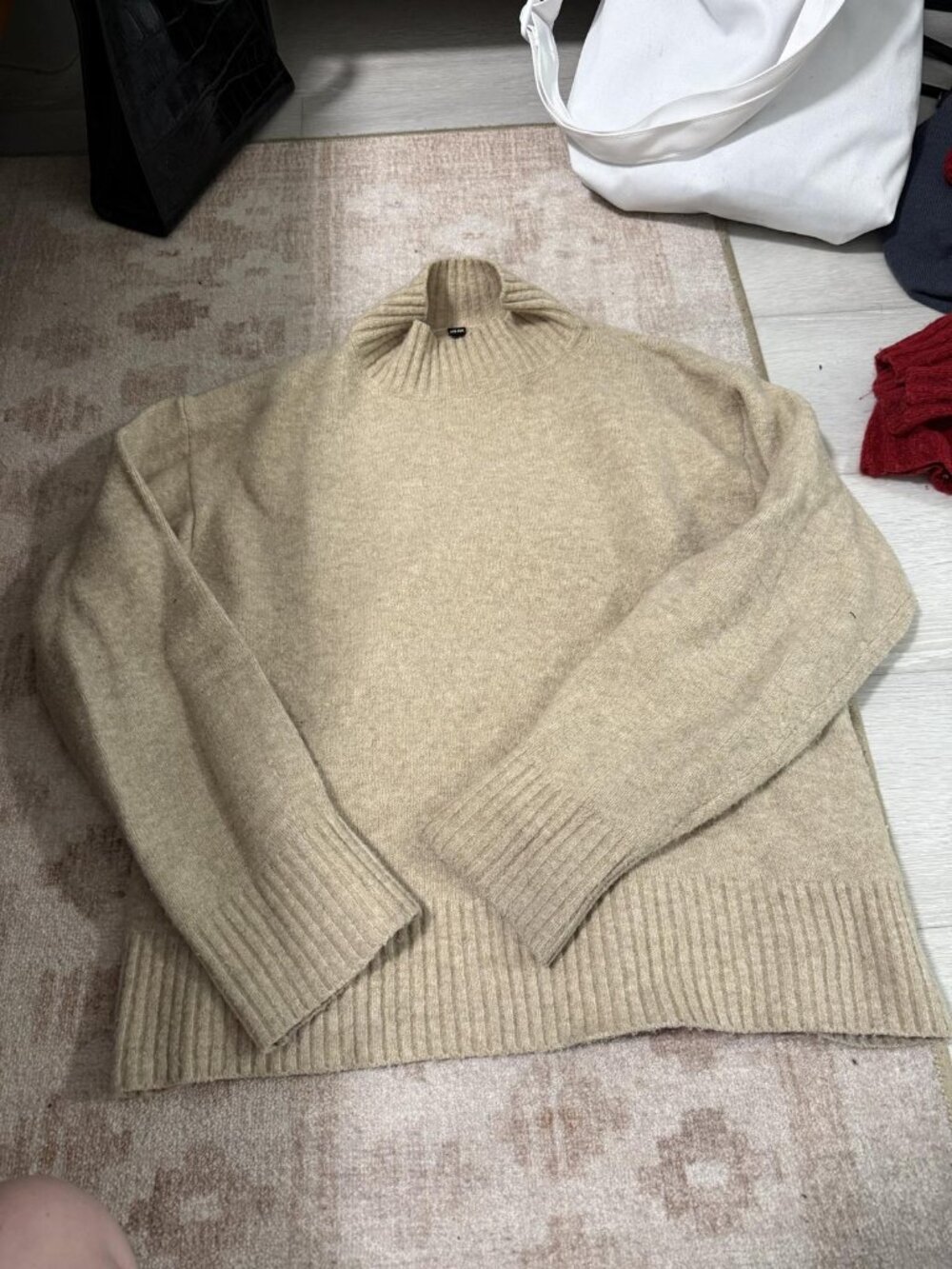 Uniqlo Beige Fuzzy Mock-Neck Sweater Size S